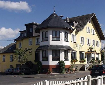 Отель Dreischlaeger Hof Нойштадт Экстерьер фото